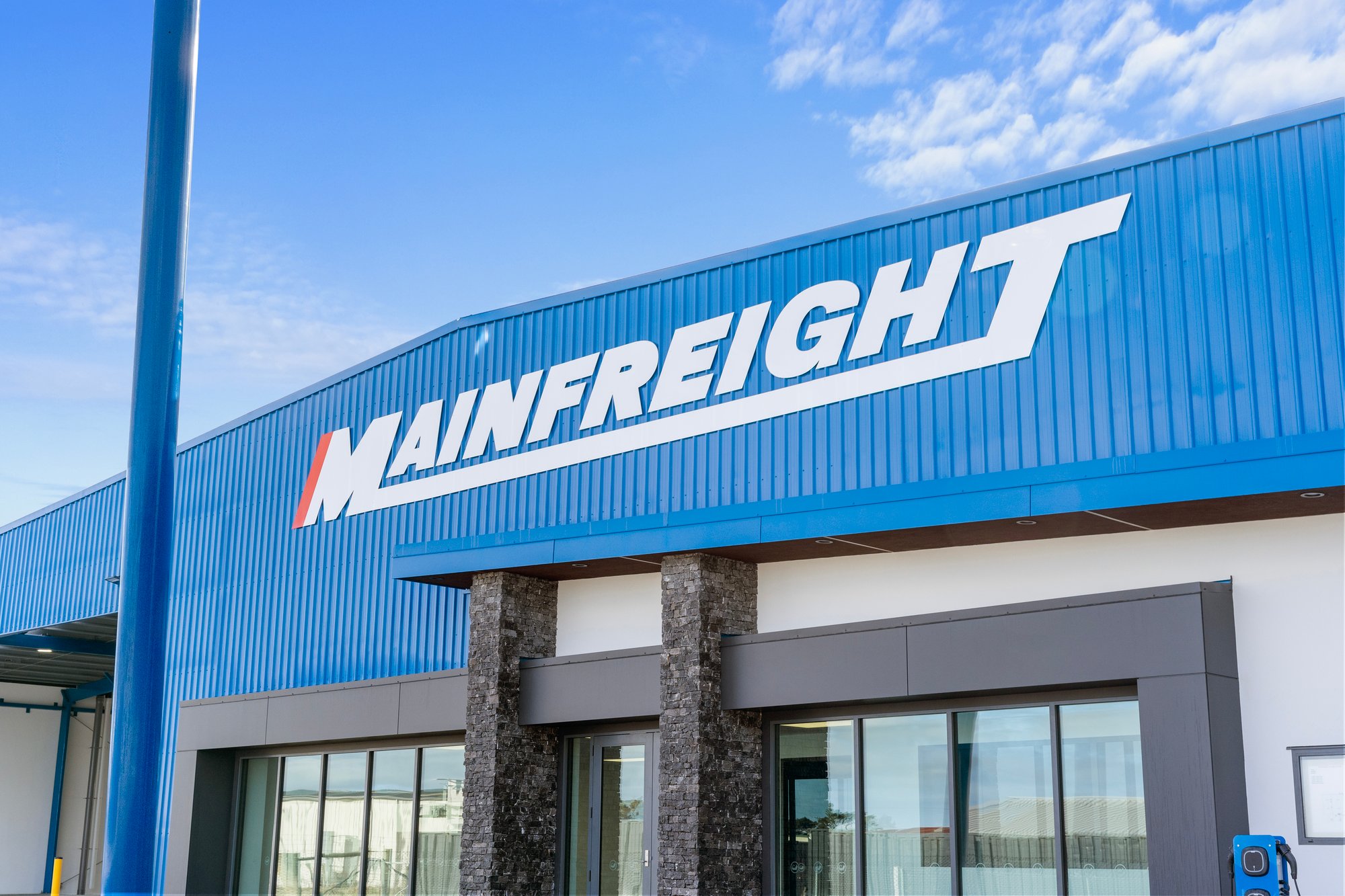 Mainfreight EXT 16