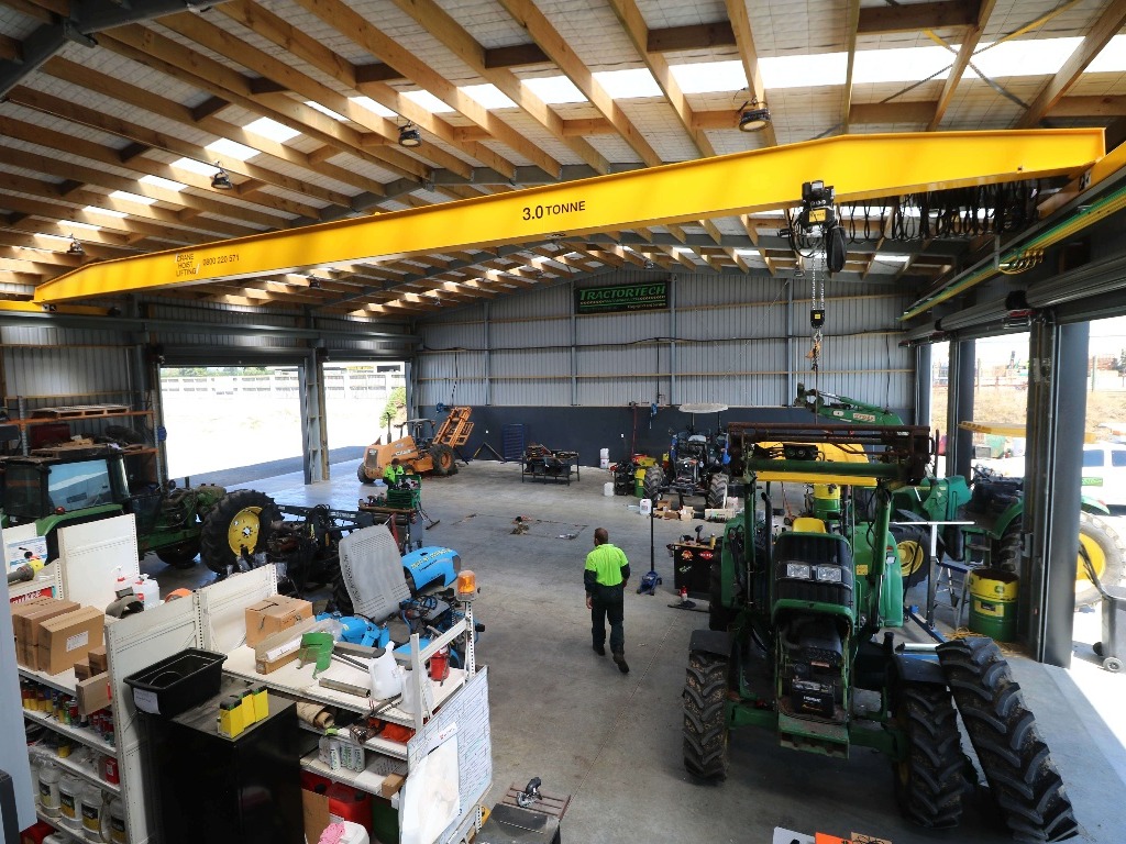 Light industrial building