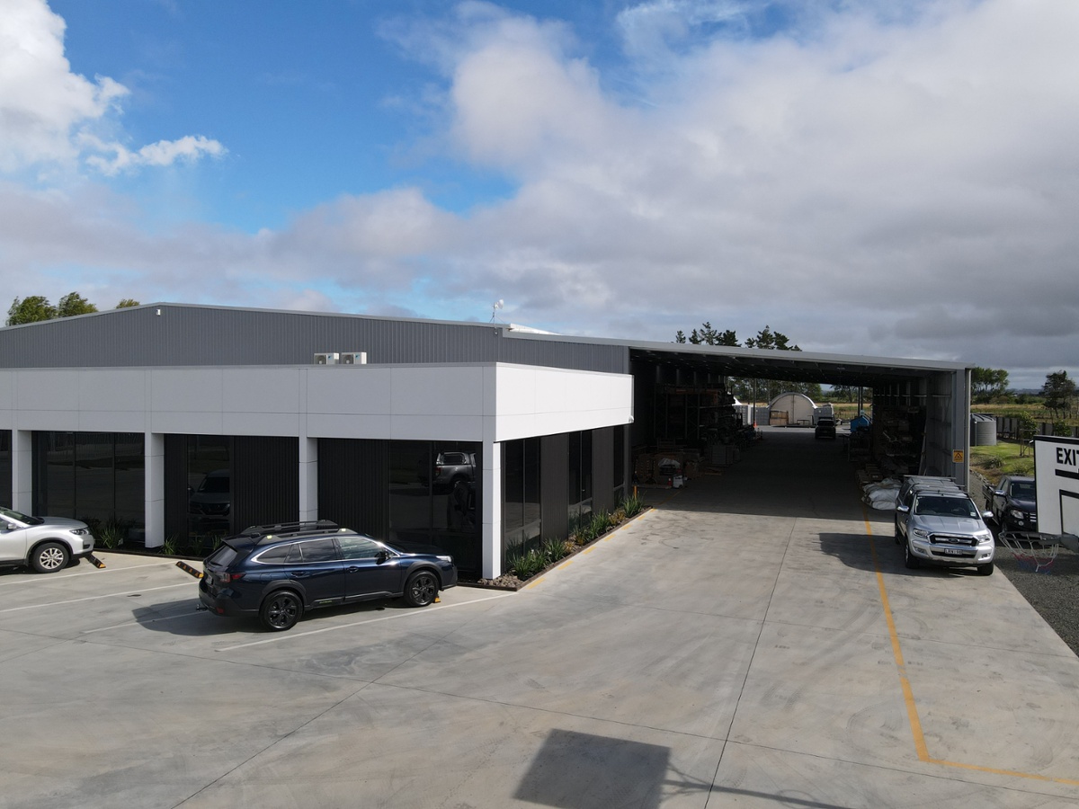 Shade Systems offices and canopy