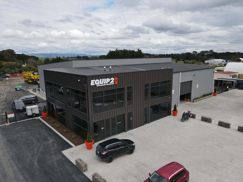 Large workshop building